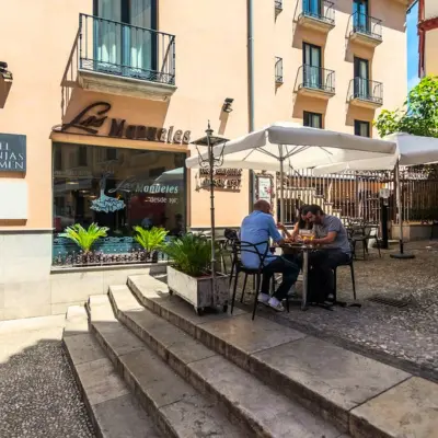 Los manueles monjas del carmen