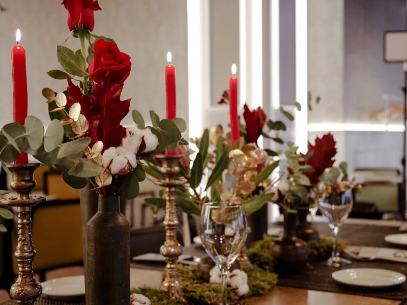 Cenas y comidas de empresa en Granada: celebra la Navidad en Los Manueles