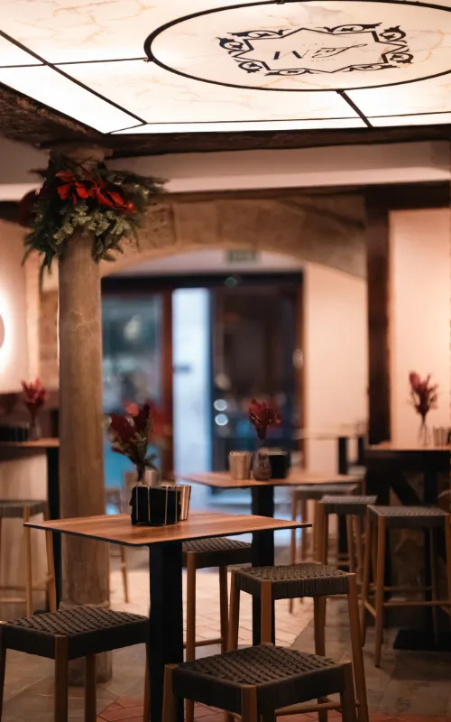 Los manueles con decoración navideña